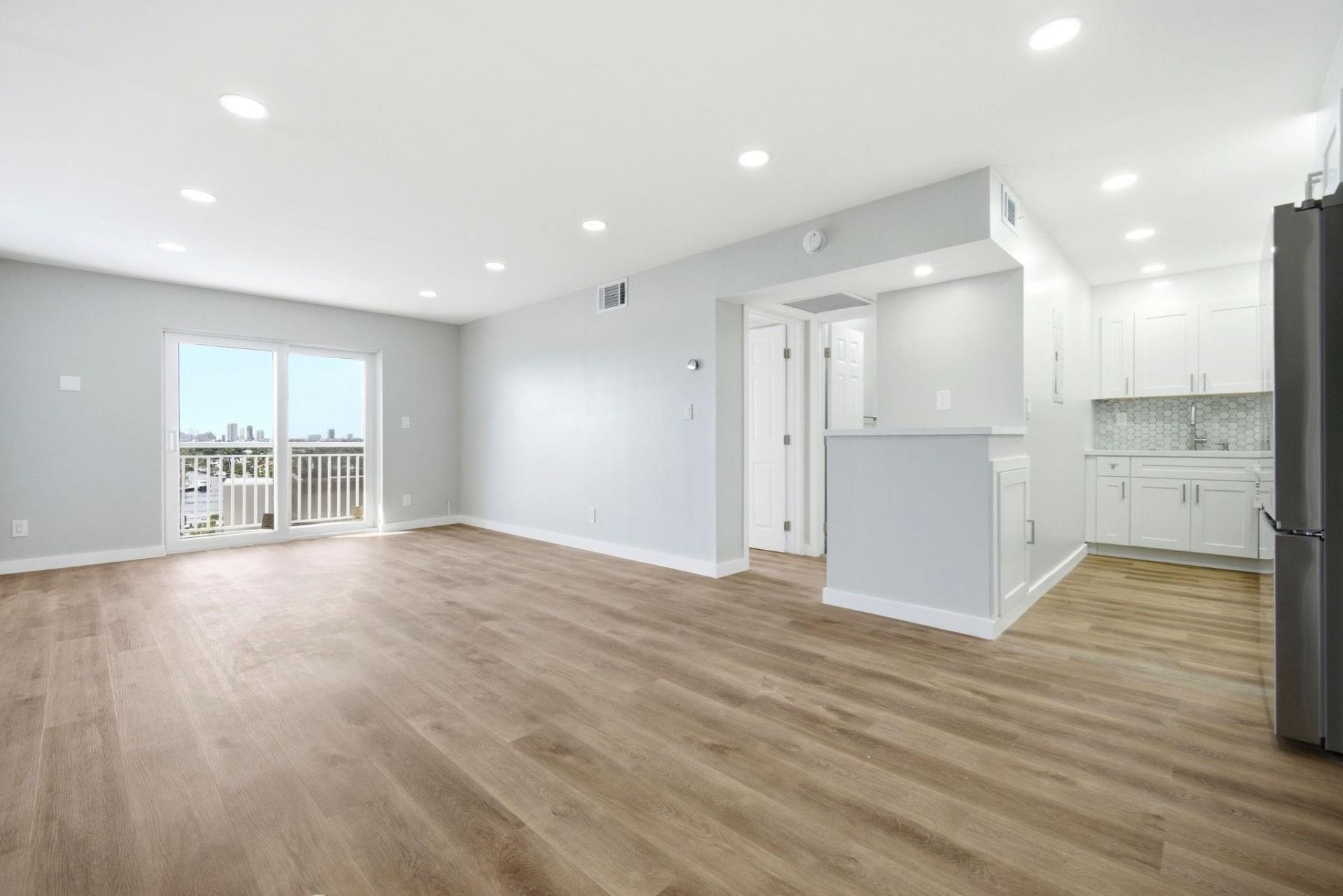 200 S Birch Road, Unit 906, Fort Lauderdale, FL 33316 Photo