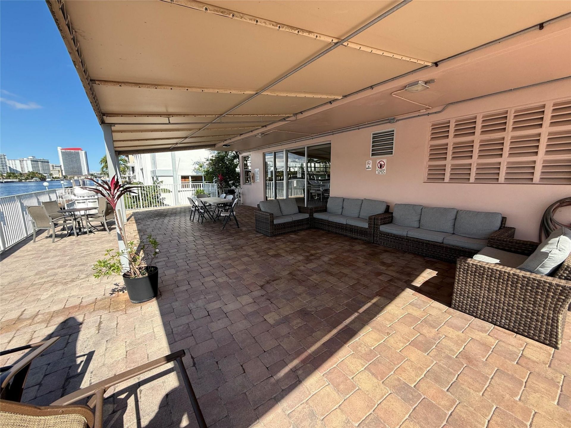 3161 S Ocean Drive, Unit 901, Hallandale Beach, FL 33009 Photo