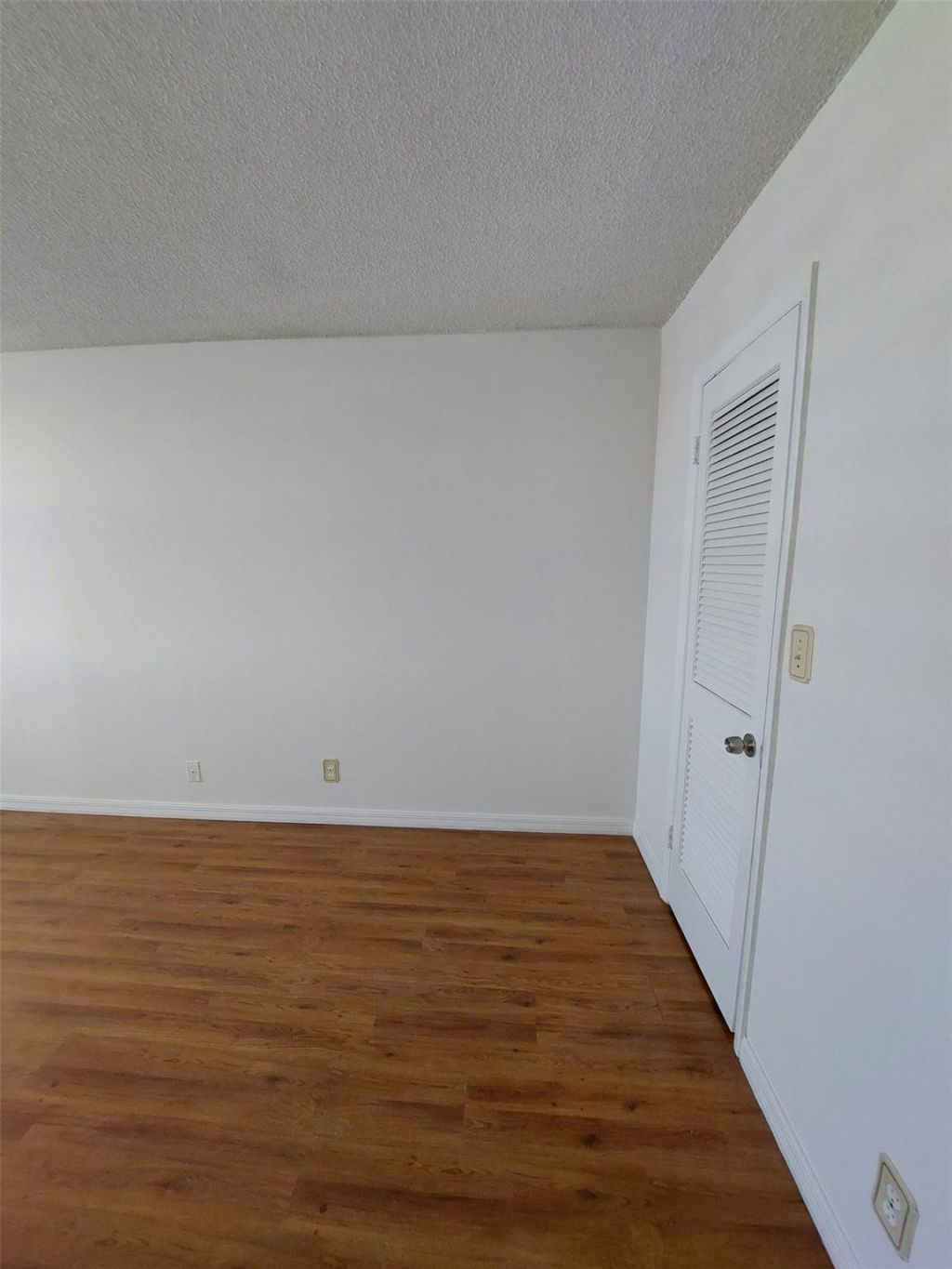 3161 S Ocean Drive, Unit 901, Hallandale Beach, FL 33009 Photo