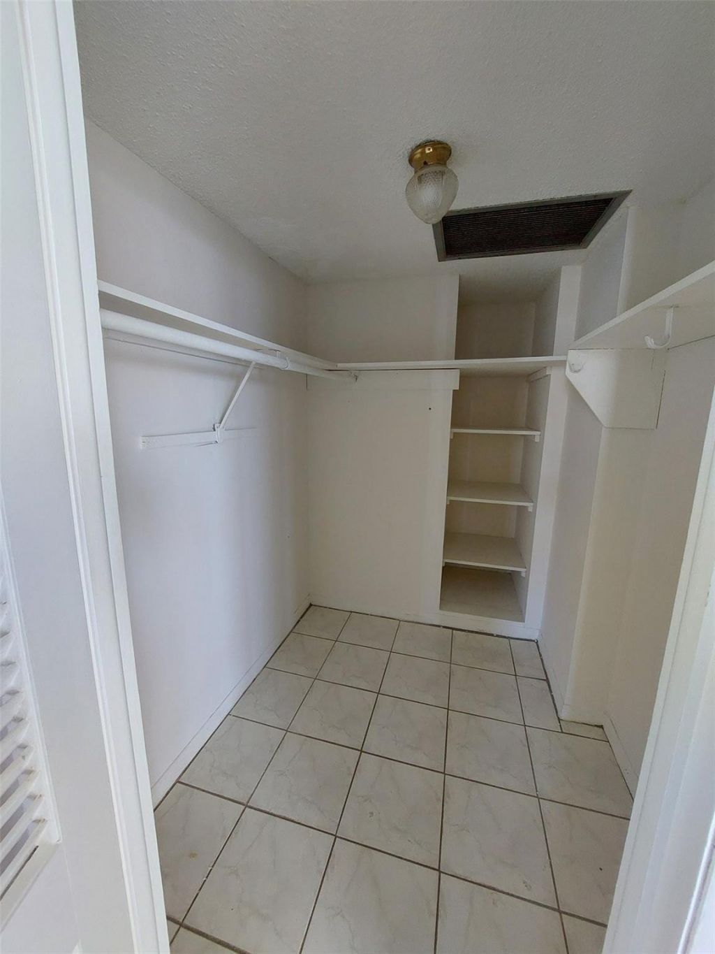 3161 S Ocean Drive, Unit 901, Hallandale Beach, FL 33009 Photo