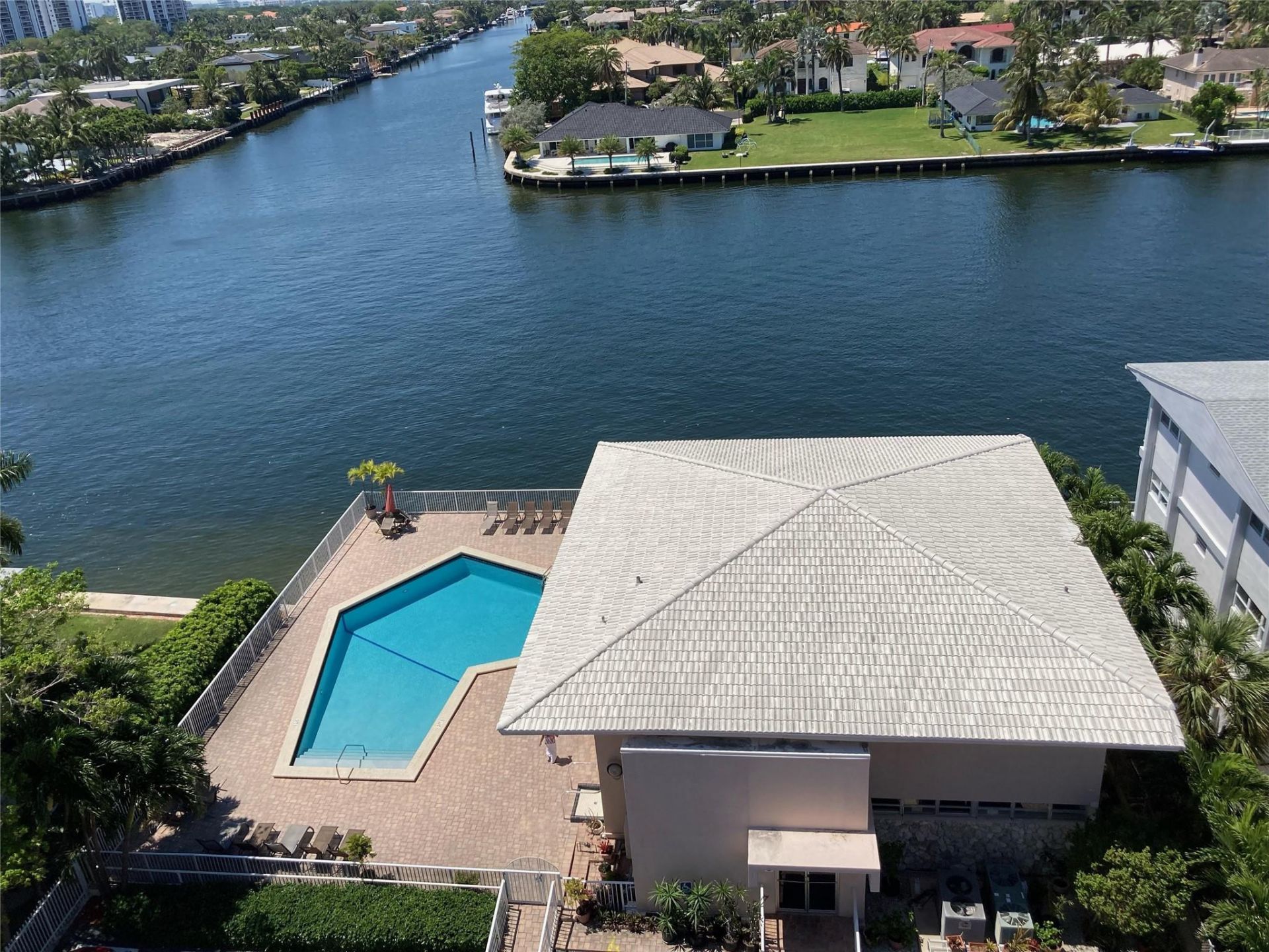 3161 S Ocean Drive, Unit 901, Hallandale Beach, FL 33009 Photo