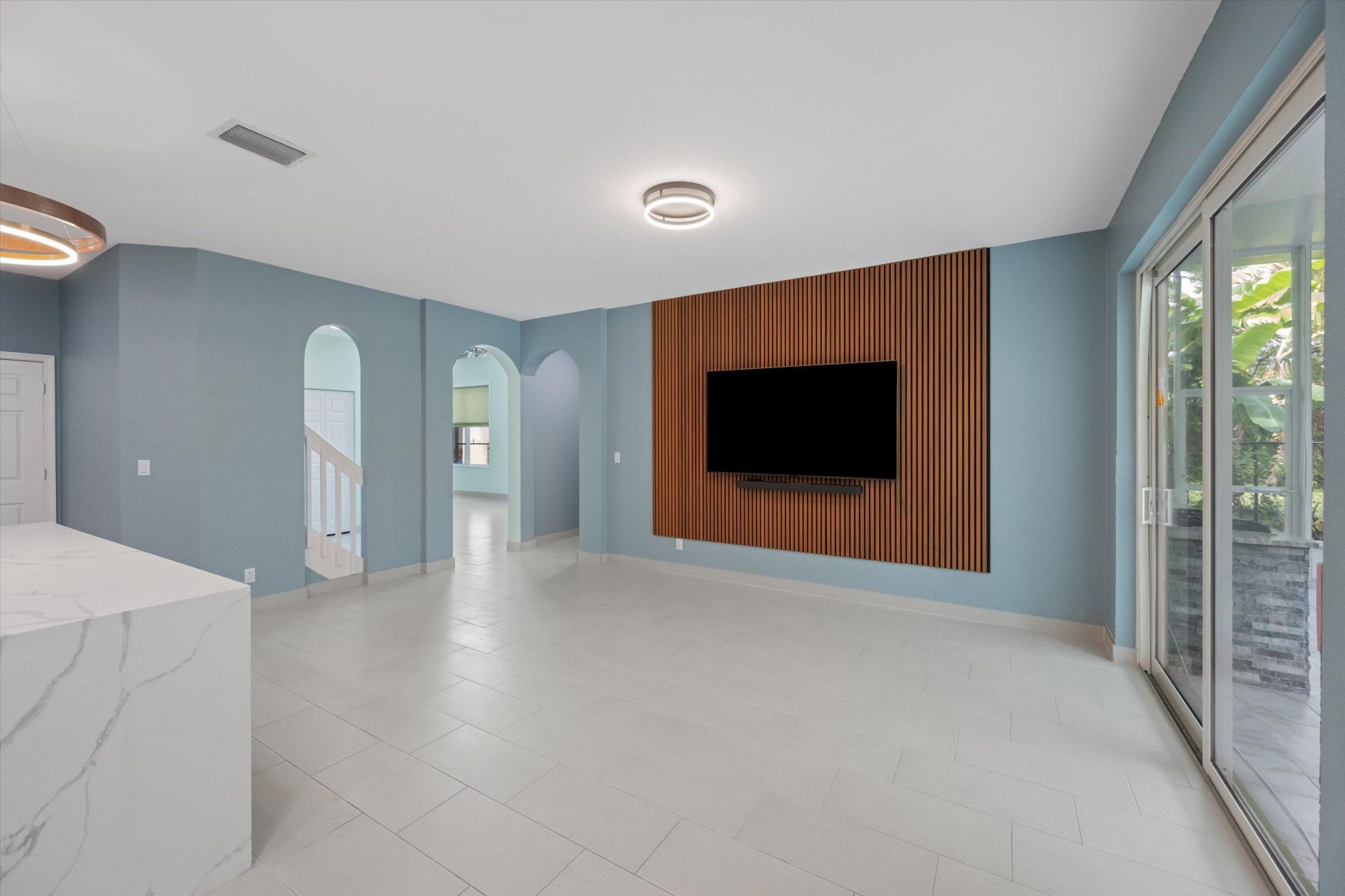 1222 Rose Gate Boulevard, Riviera Beach, FL 33404 Photo