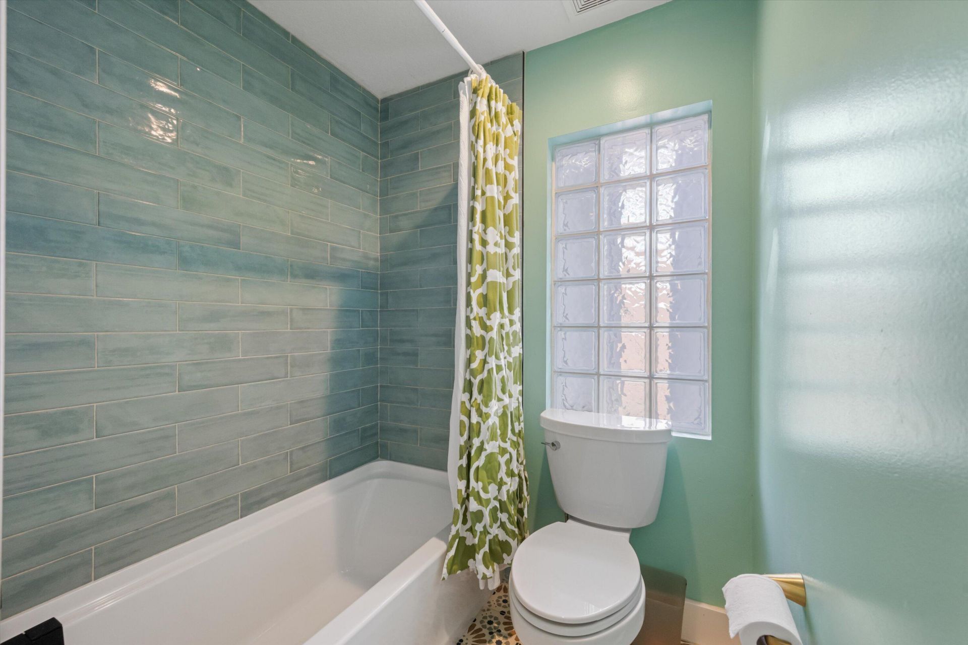 1222 Rose Gate Boulevard, Riviera Beach, FL 33404 Photo