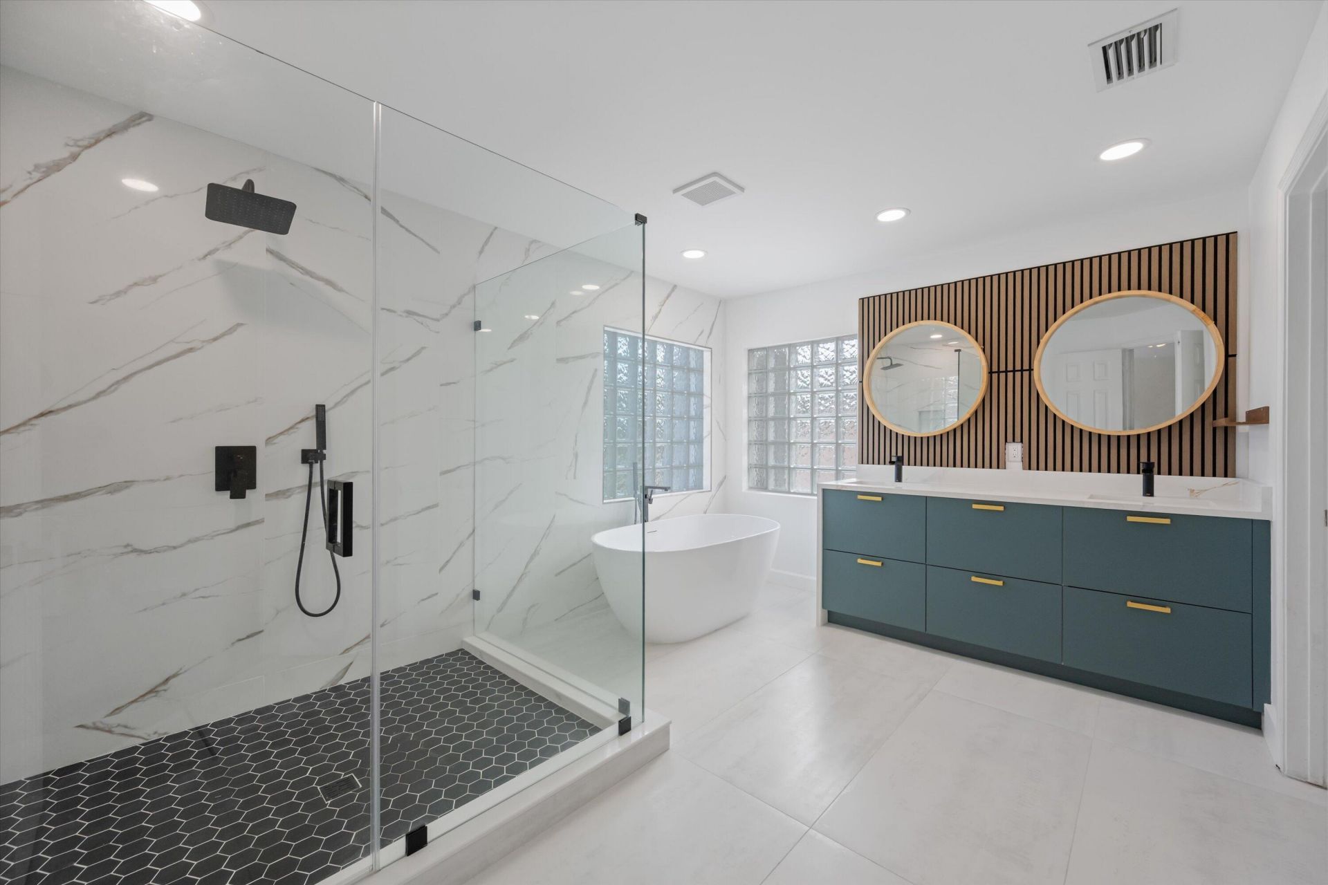 1222 Rose Gate Boulevard, Riviera Beach, FL 33404 Photo