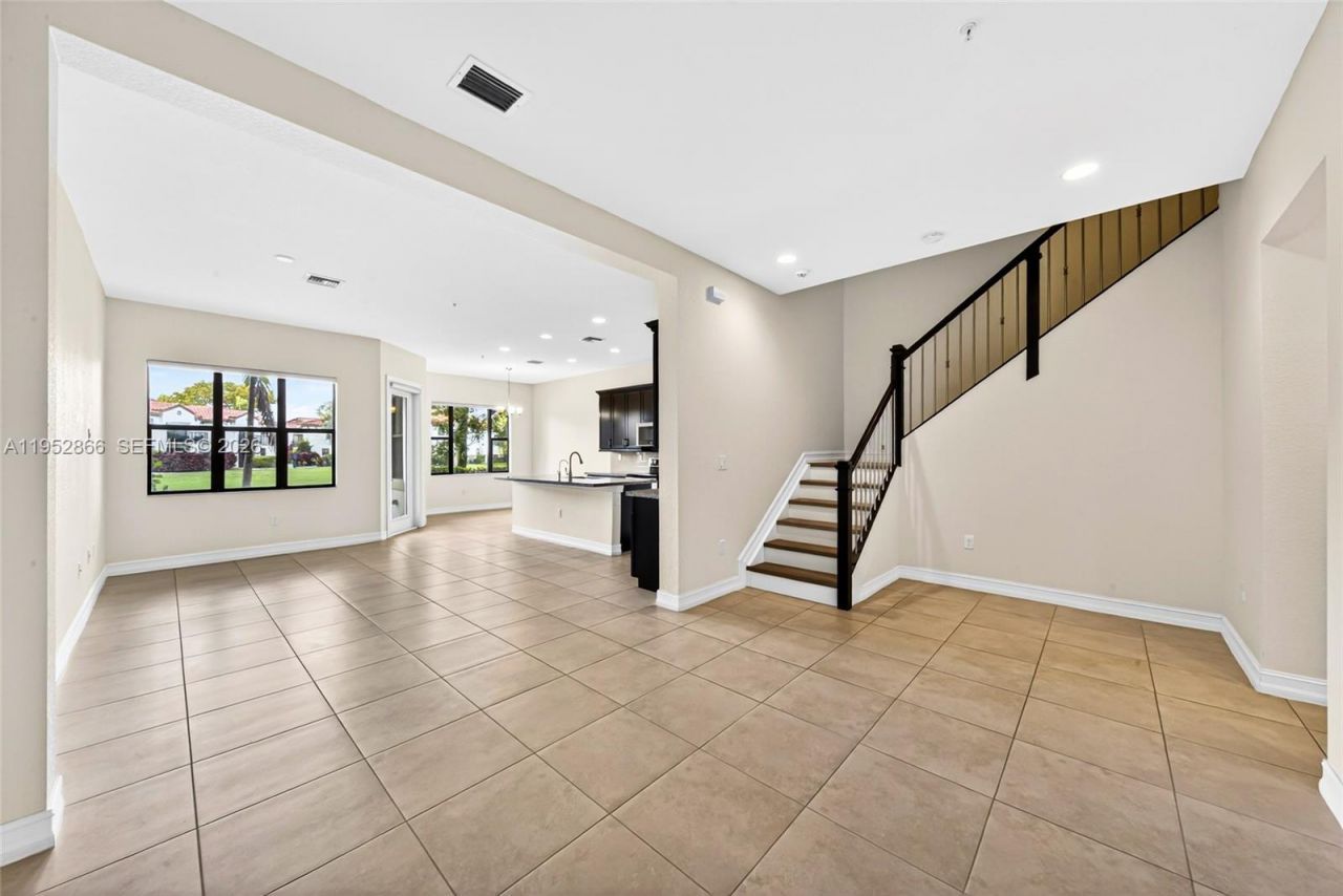 11616 SW 13th Ln, Pembroke Pines, FL 33025 Photo