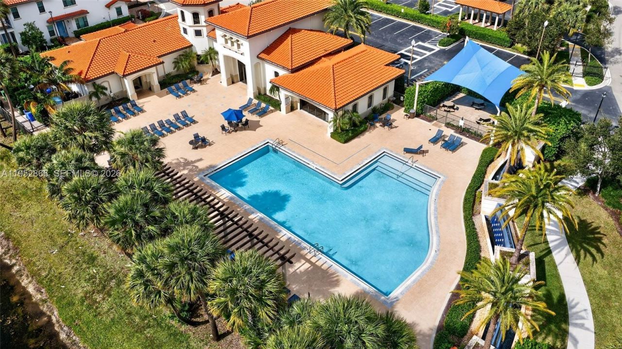 11616 SW 13th Ln, Pembroke Pines, FL 33025 Photo