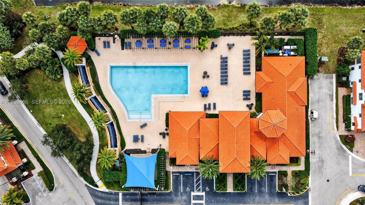 11616 SW 13th Ln, Pembroke Pines, FL 33025 Photo