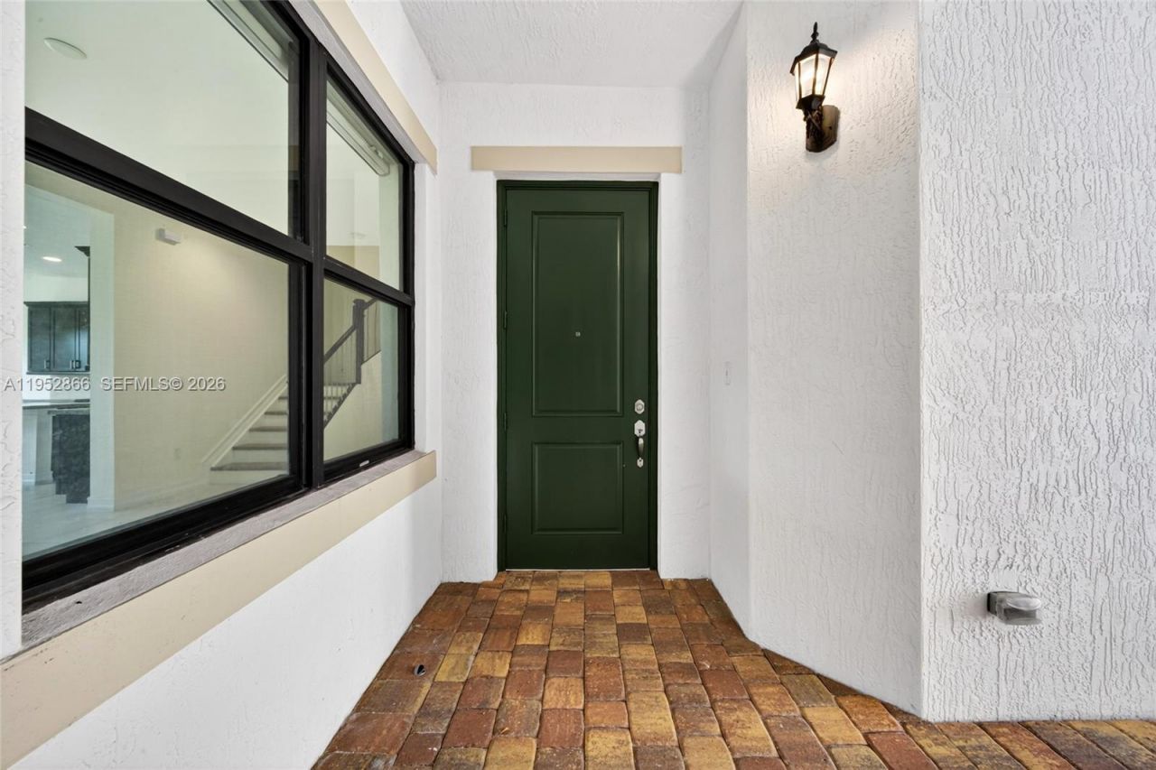 11616 SW 13th Ln, Pembroke Pines, FL 33025 Photo