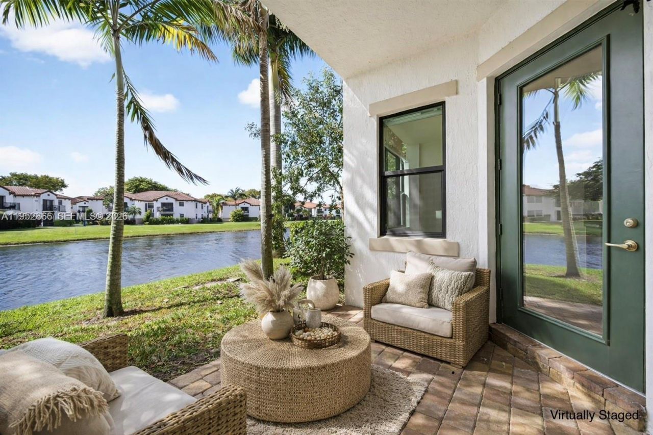 11616 SW 13th Ln, Pembroke Pines, FL 33025 Photo