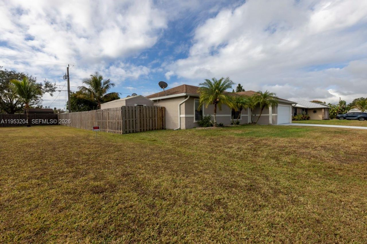 672 SW Stillman Ave , Port Saint Lucie, FL 34953 Photo