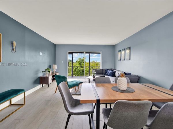 950 Hillcrest Dr , Unit 414, Hollywood, FL 33021