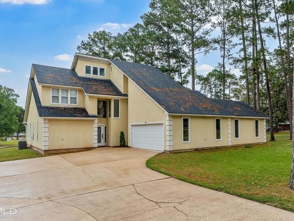 1663 Spencer Circle, Benton, LA 71006