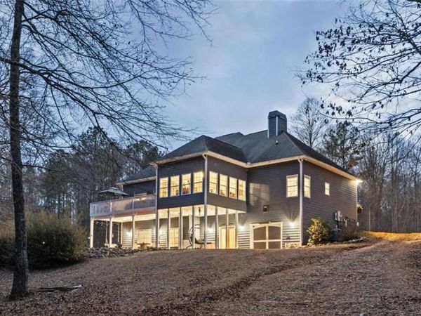 8399 E Carroll Road, Whitesburg, GA 30185