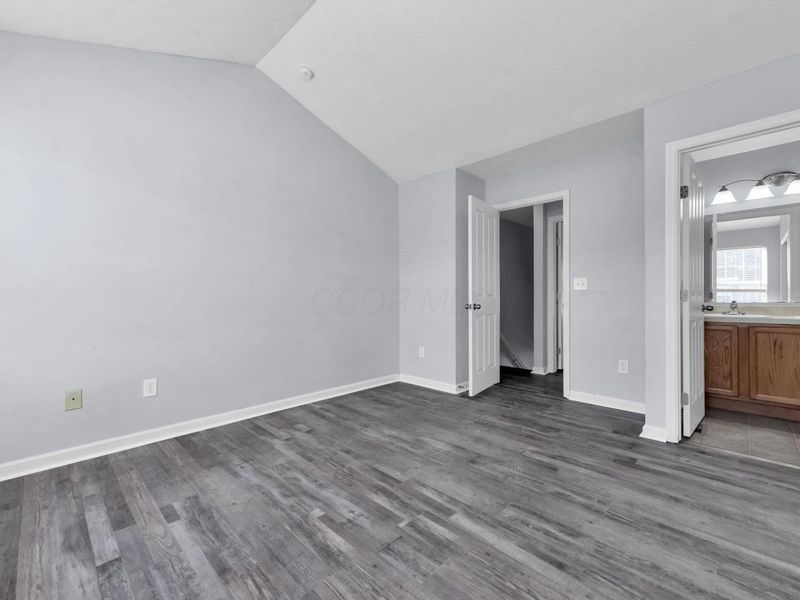 8326 Bruntsfield Road , Columbus, OH 43235 Photo 10