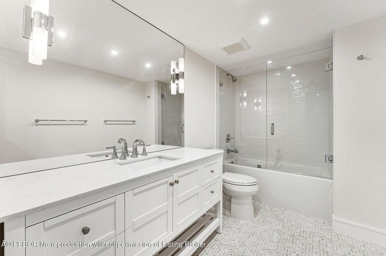 100 Worth Avenue, Unit 308, Palm Beach, FL 33480 Photo