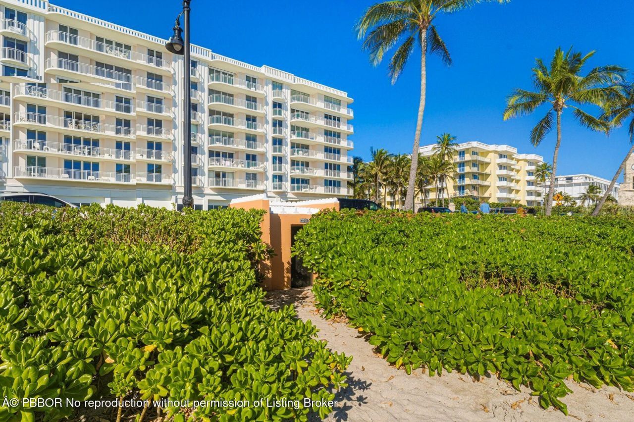 100 Worth Avenue, Unit 308, Palm Beach, FL 33480 Photo