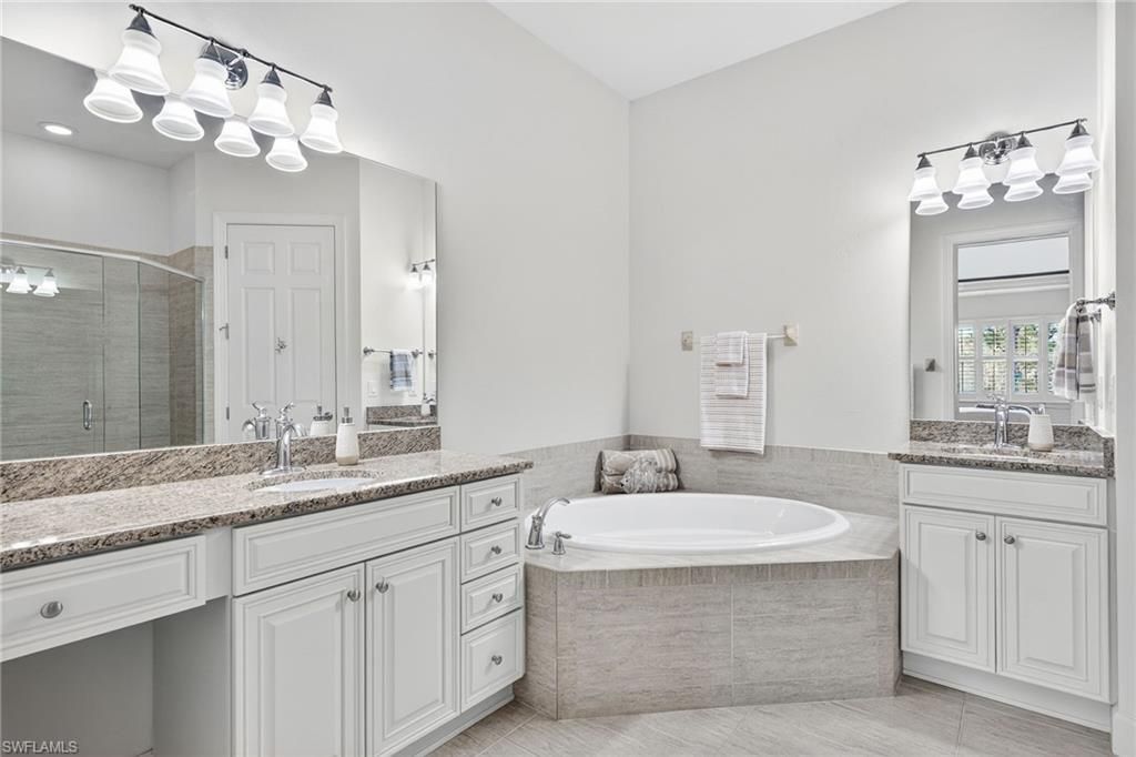 10341 Glastonbury Cir , Unit 201, Fort Myers, FL 33913 Photo