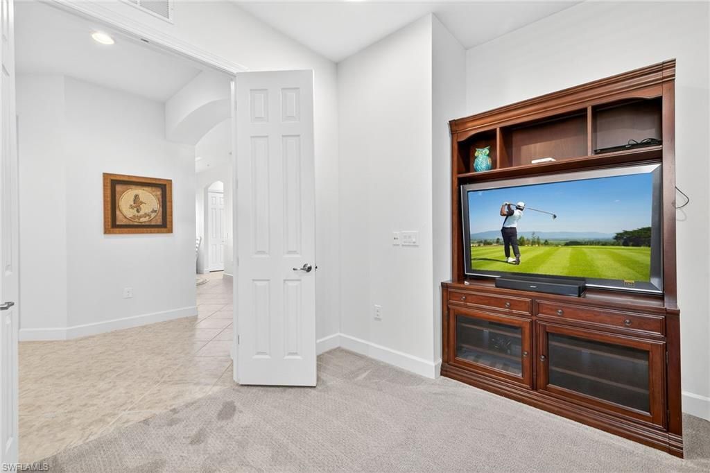 10341 Glastonbury Cir, Unit 201, Fort Myers, FL 33913 Photo