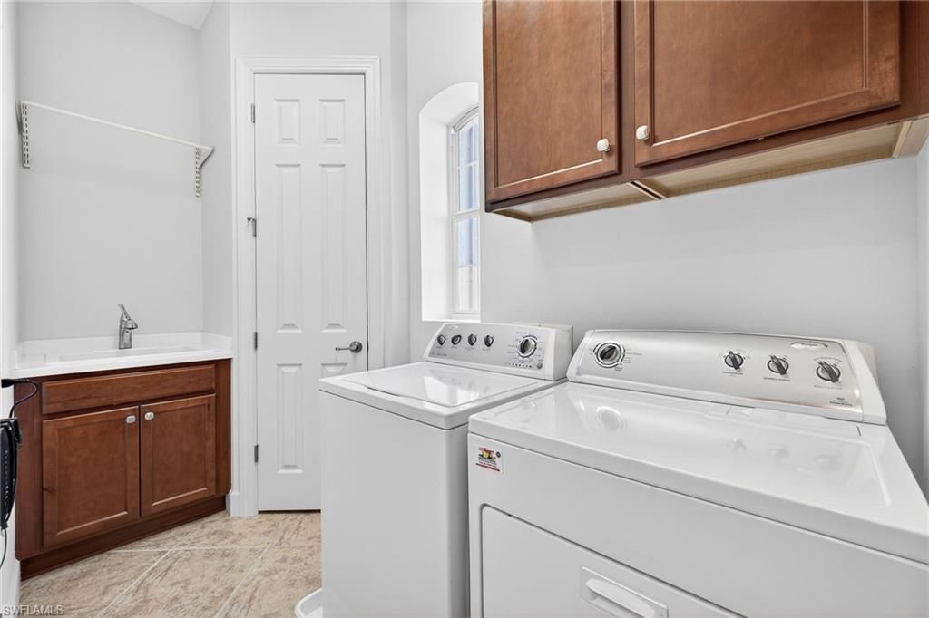 10341 Glastonbury Cir, Unit 201, Fort Myers, FL 33913 Photo