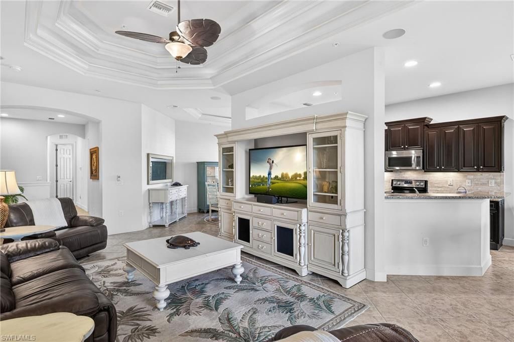 10341 Glastonbury Cir , Unit 201, Fort Myers, FL 33913 Photo