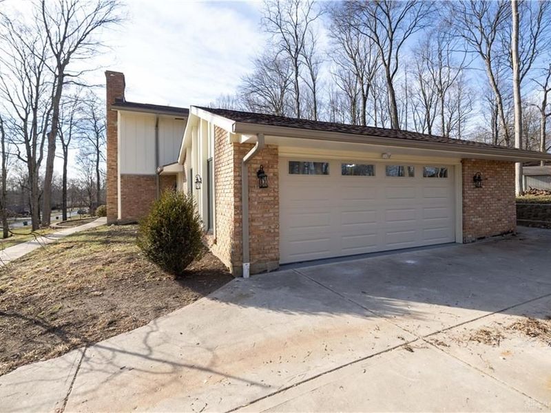 239 Honey Jane Drive, Beavercreek, OH 45434 Photo 7