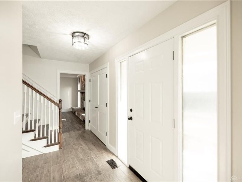 239 Honey Jane Drive, Beavercreek, OH 45434 Photo 8