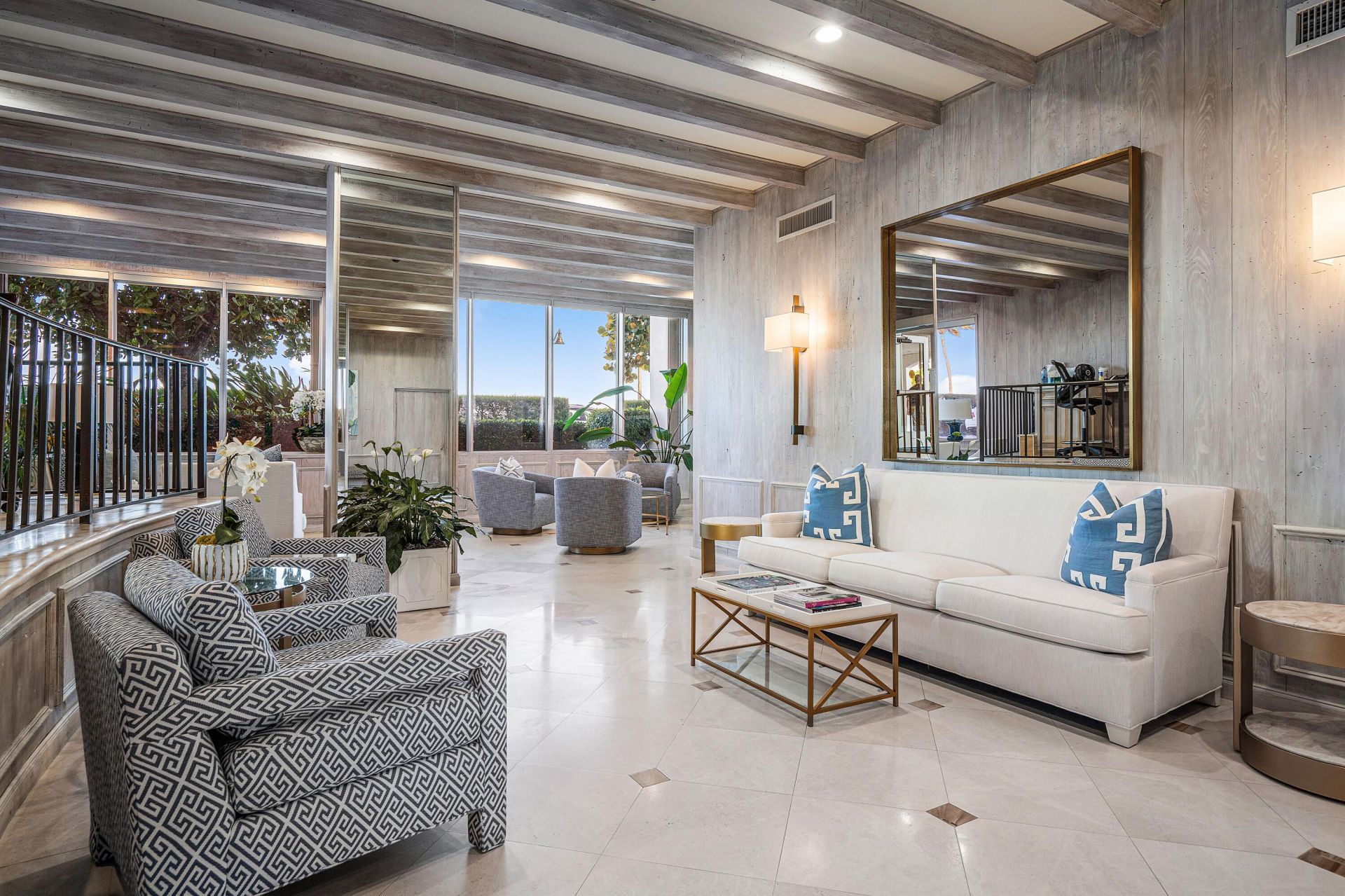 100 Worth Avenue, Unit 308, Palm Beach, FL 33480 Photo