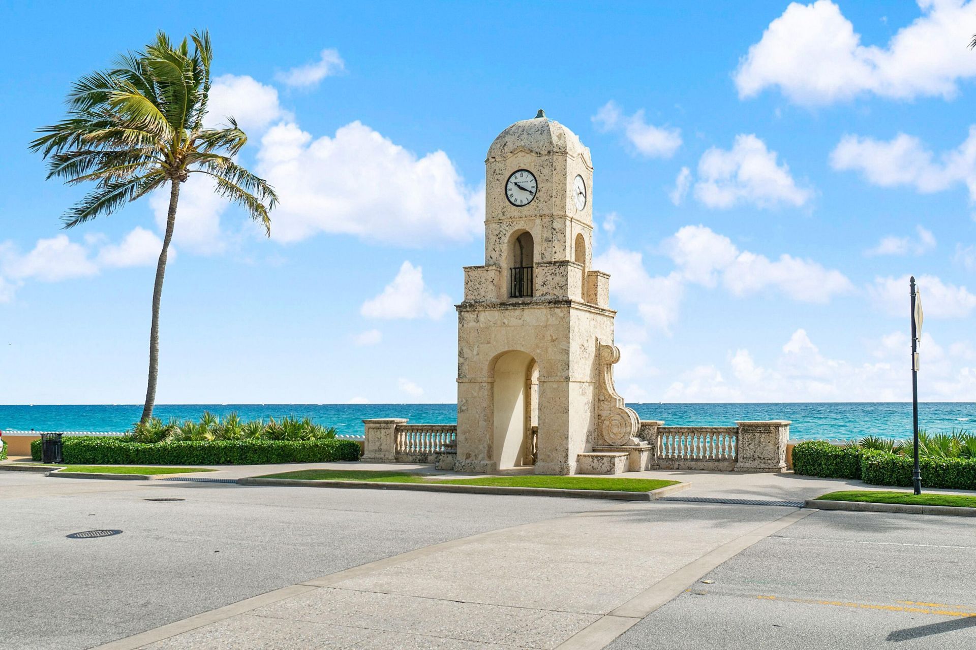 100 Worth Avenue, Unit 308, Palm Beach, FL 33480 Photo