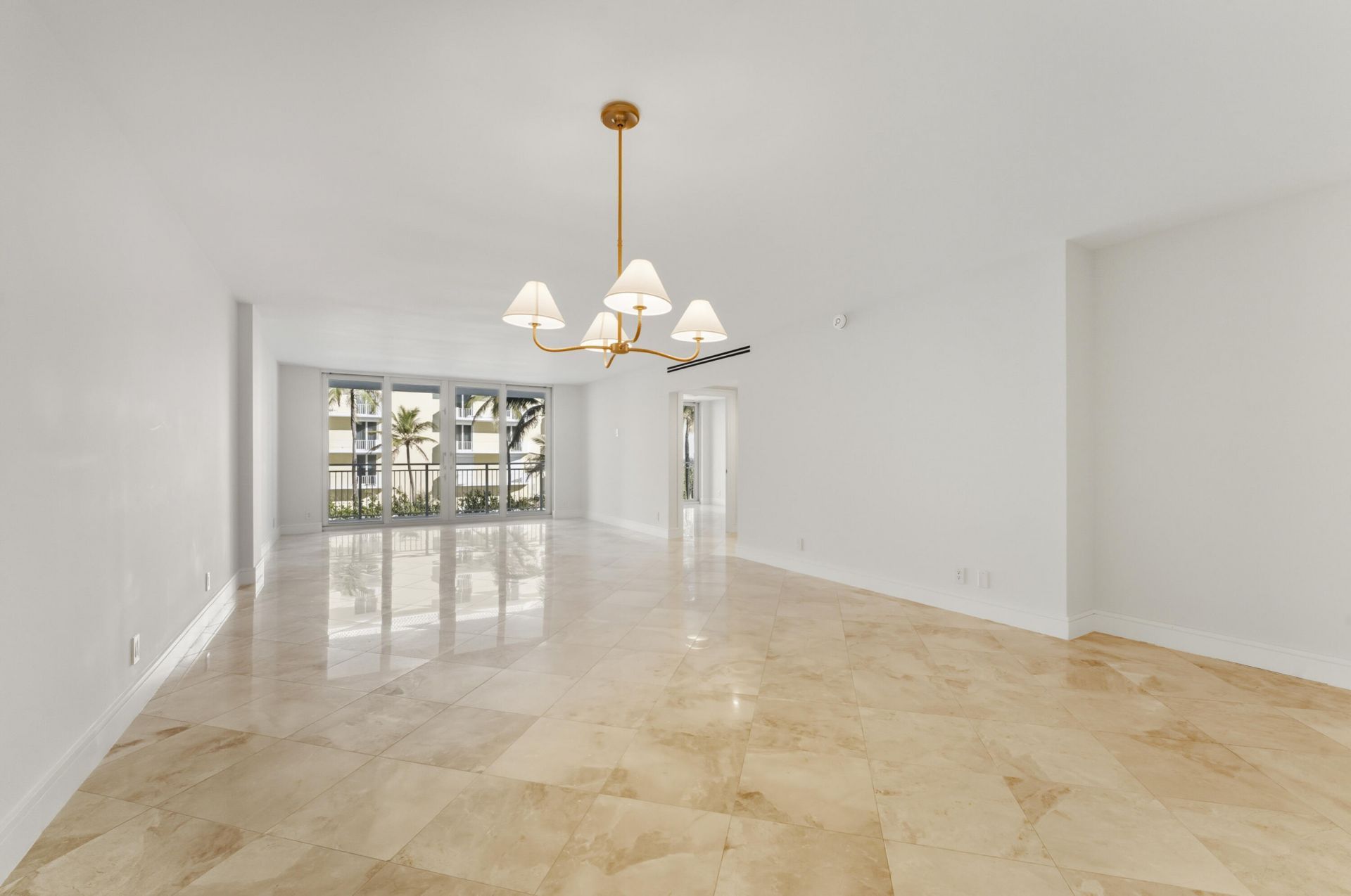 100 Worth Avenue, Unit 308, Palm Beach, FL 33480 Photo
