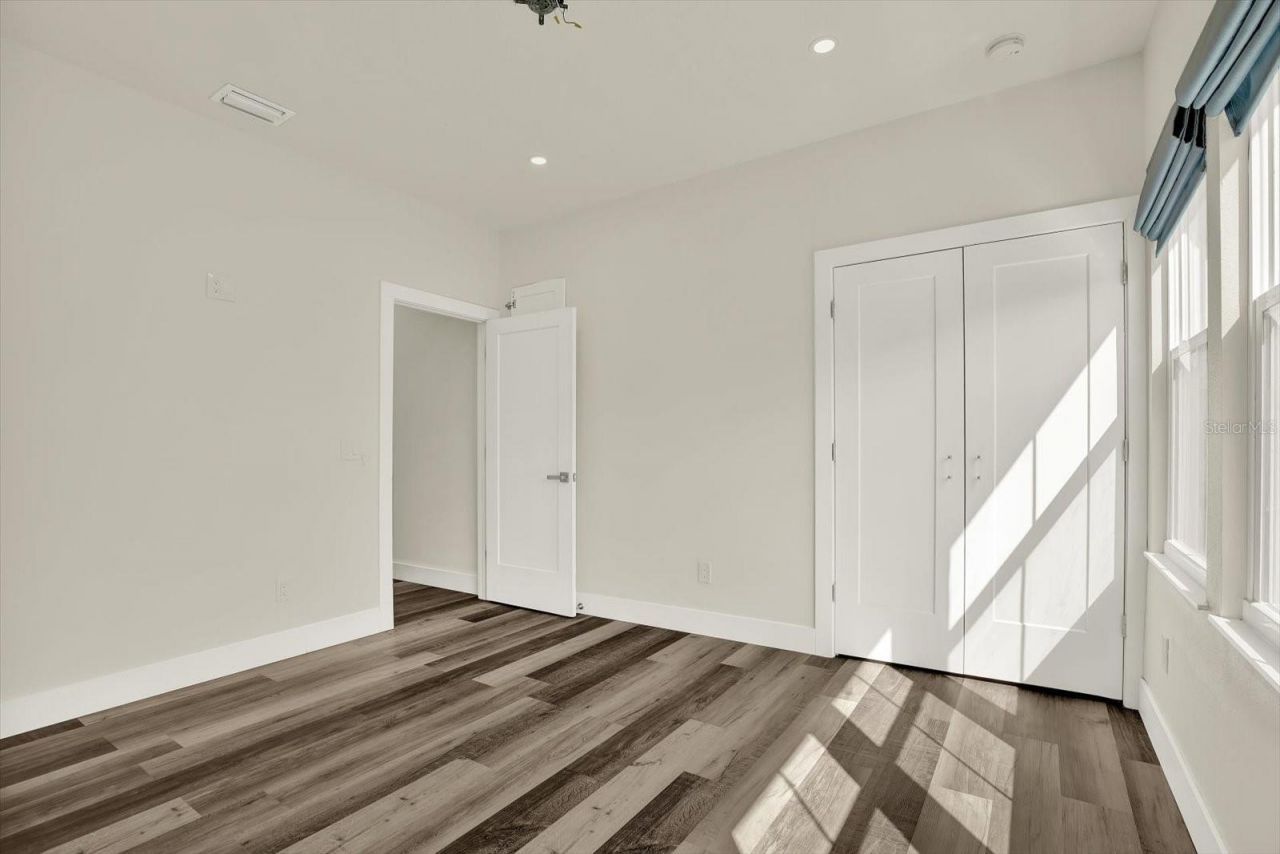 1299 5th Street S, Saint Petersburg, FL 33701 Photo