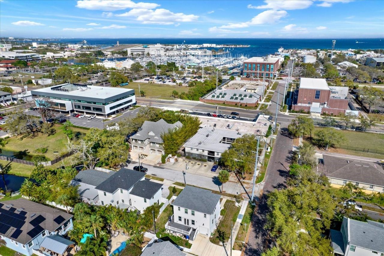 1299 5th Street S, Saint Petersburg, FL 33701 Photo