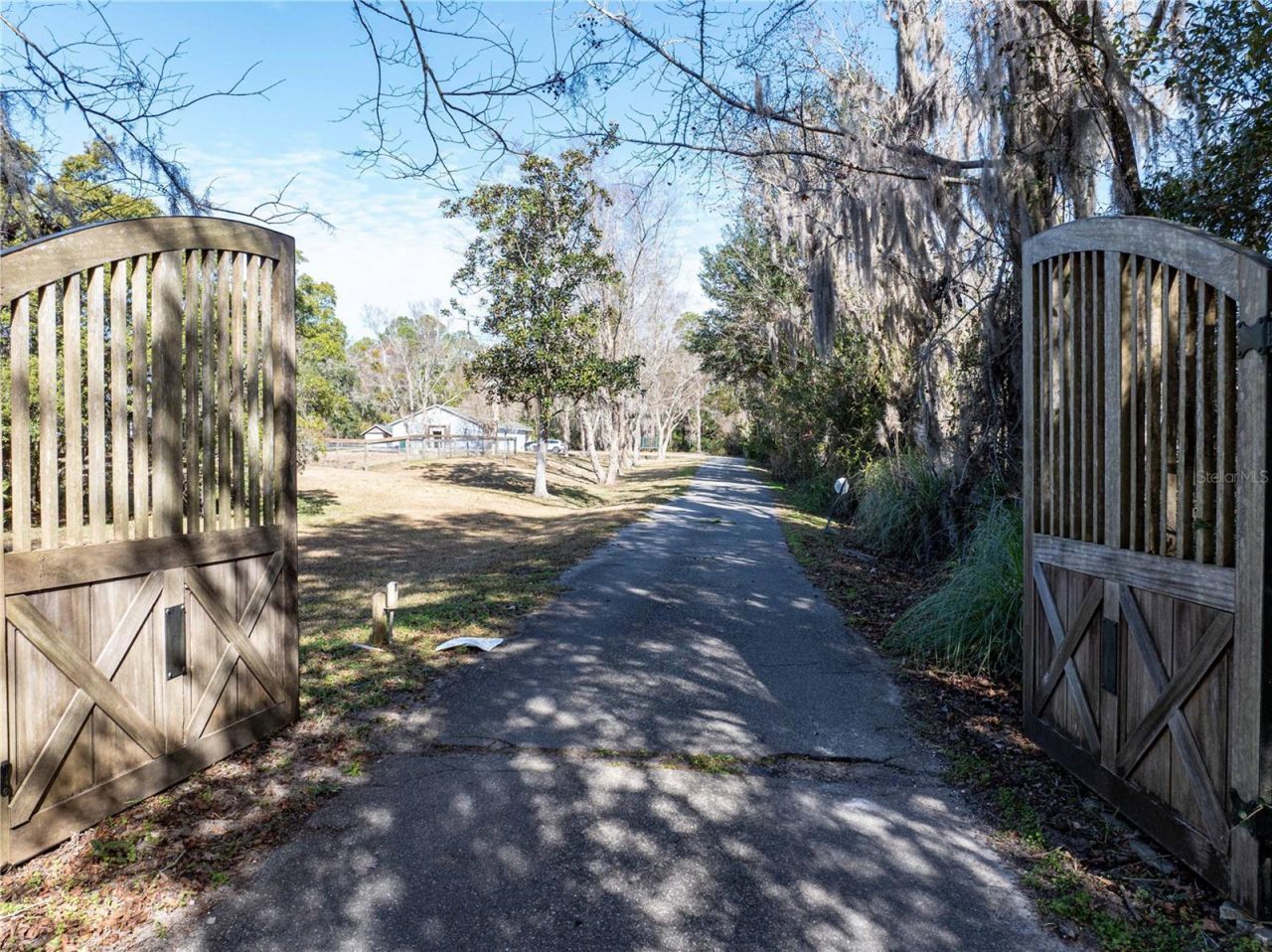 10720 NW 53rd Terrace, Gainesville, FL 32653 Photo