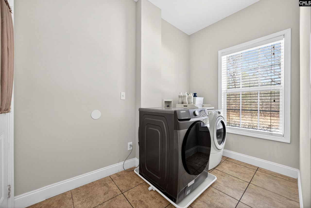 1420 Nazareth Road Photo 17