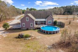 1420 Nazareth Road photo 4