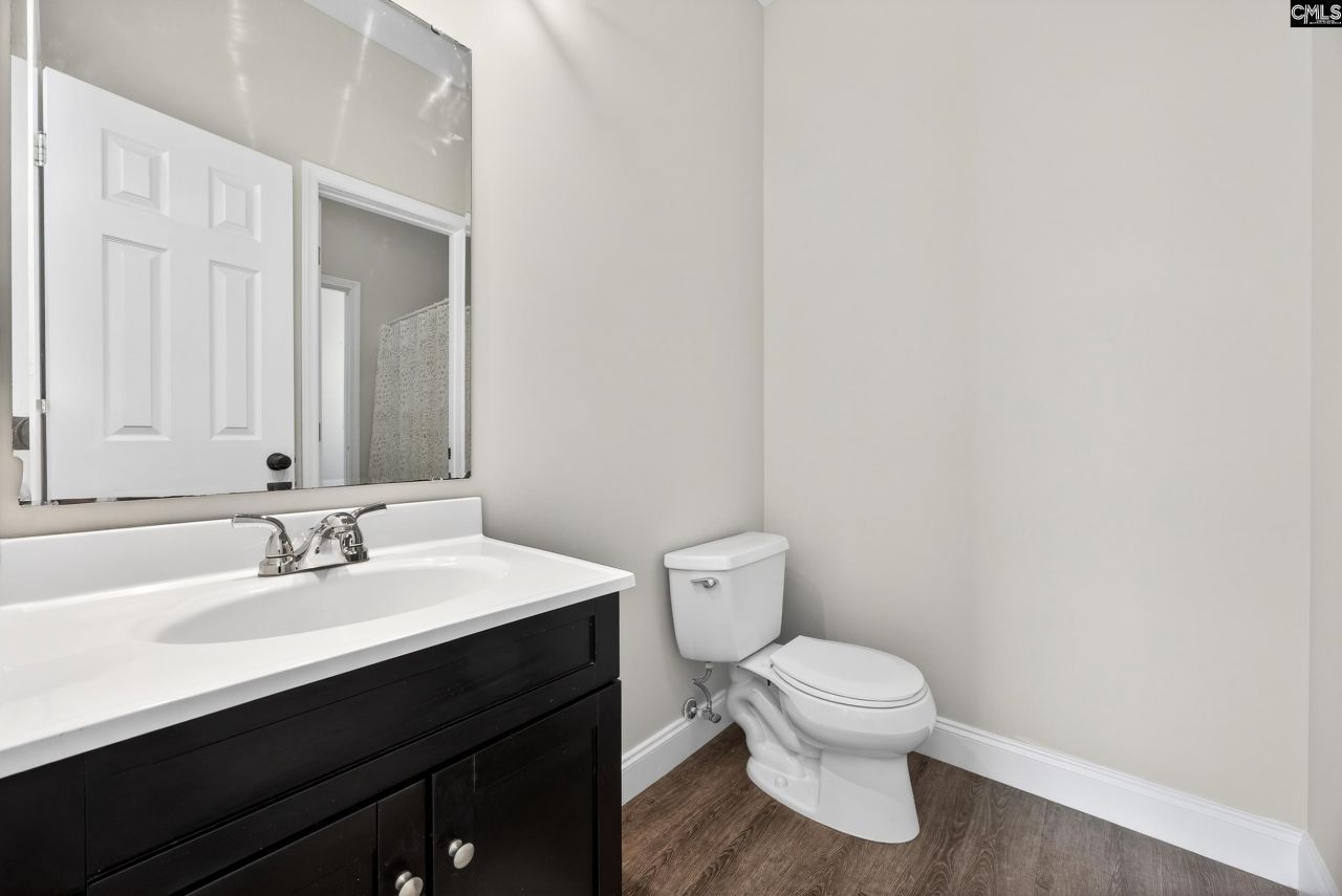 1420 Nazareth Road Photo 24