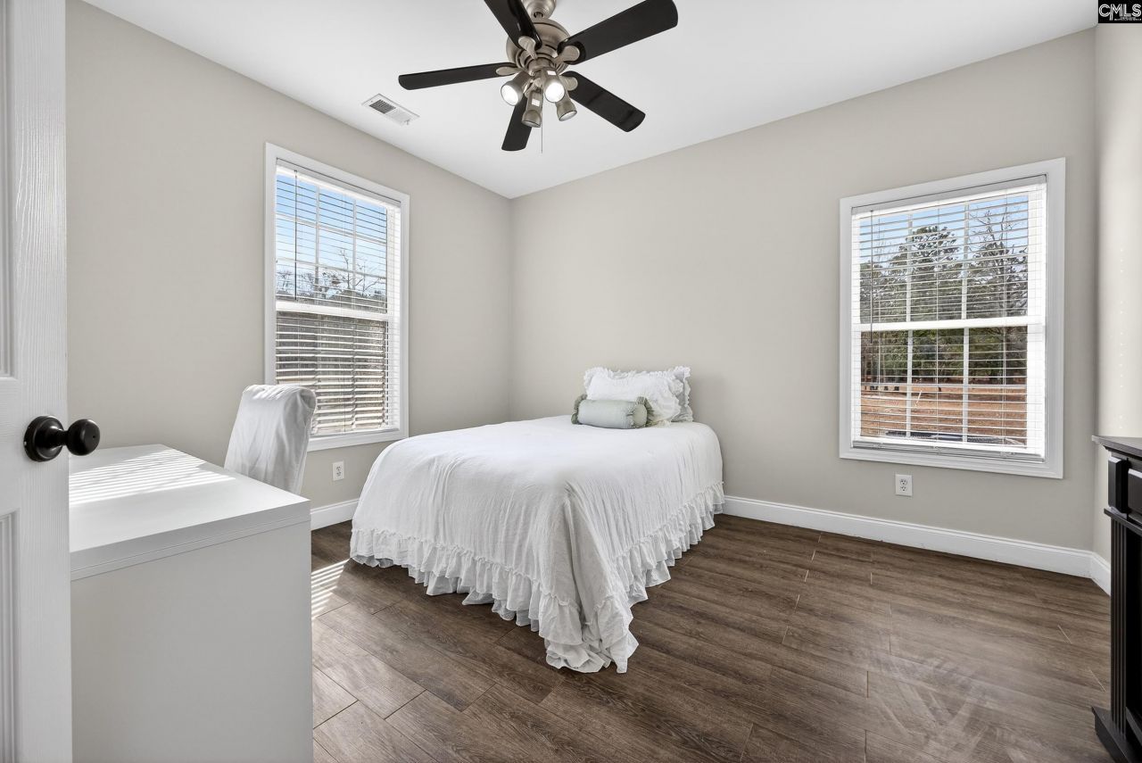 1420 Nazareth Road Photo 25