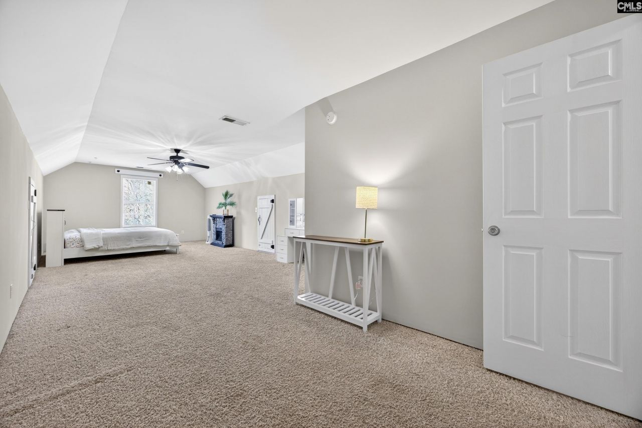 1420 Nazareth Road Photo 32