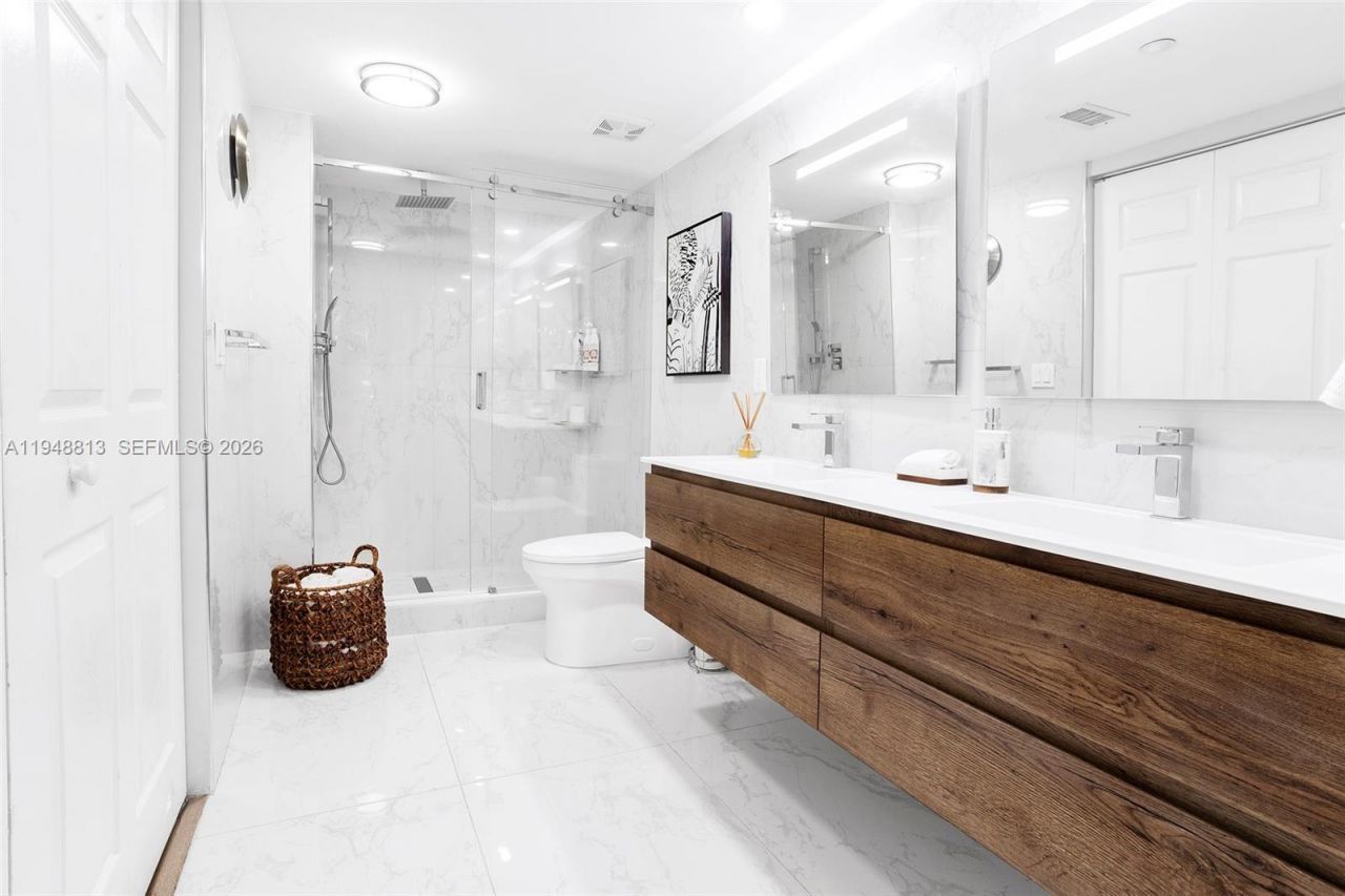 7763 Southampton Ter, Unit 211, Tamarac, FL 33321 Photo