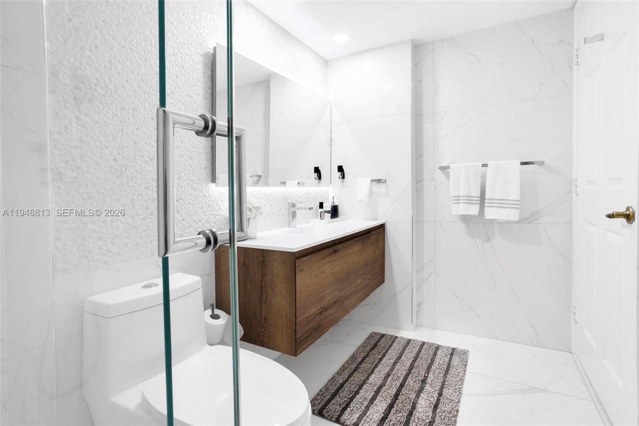 7763 Southampton Ter, Unit 211, Tamarac, FL 33321 Photo