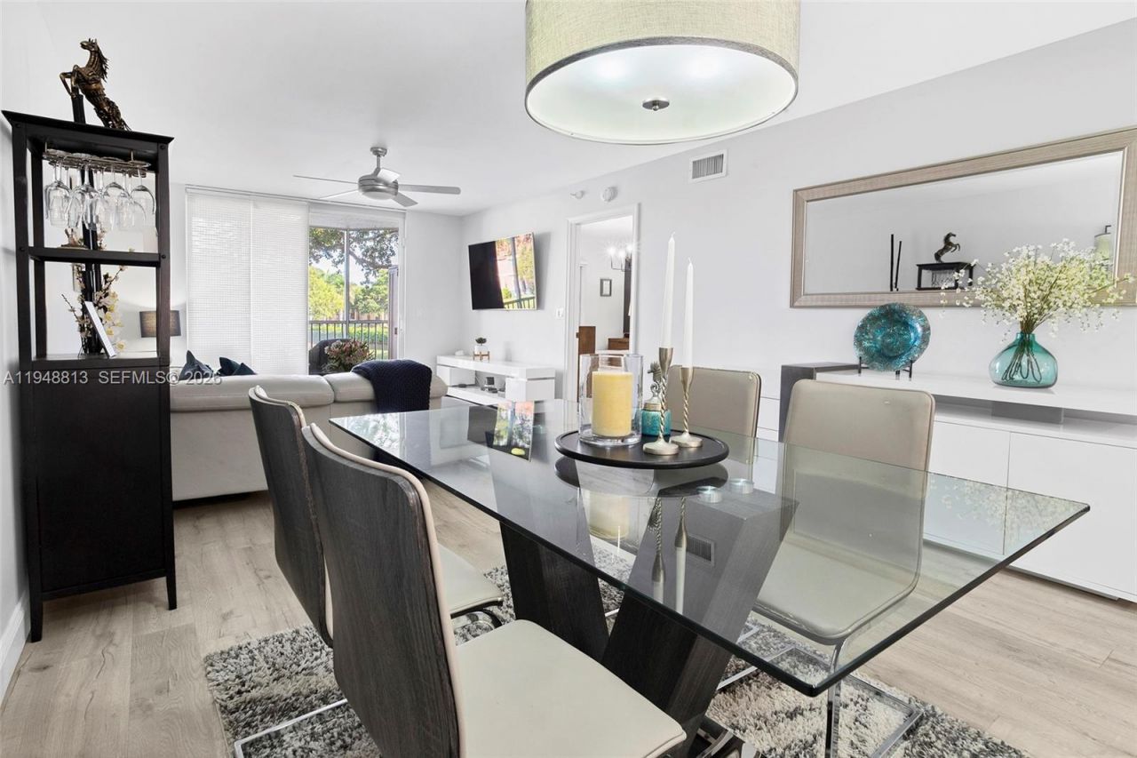 7763 Southampton Ter, Unit 211, Tamarac, FL 33321 Photo