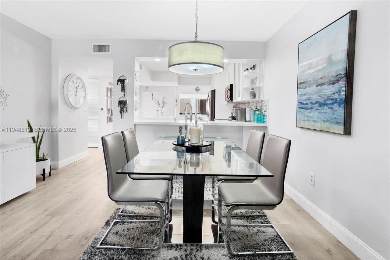 7763 Southampton Ter, Unit 211, Tamarac, FL 33321 Photo