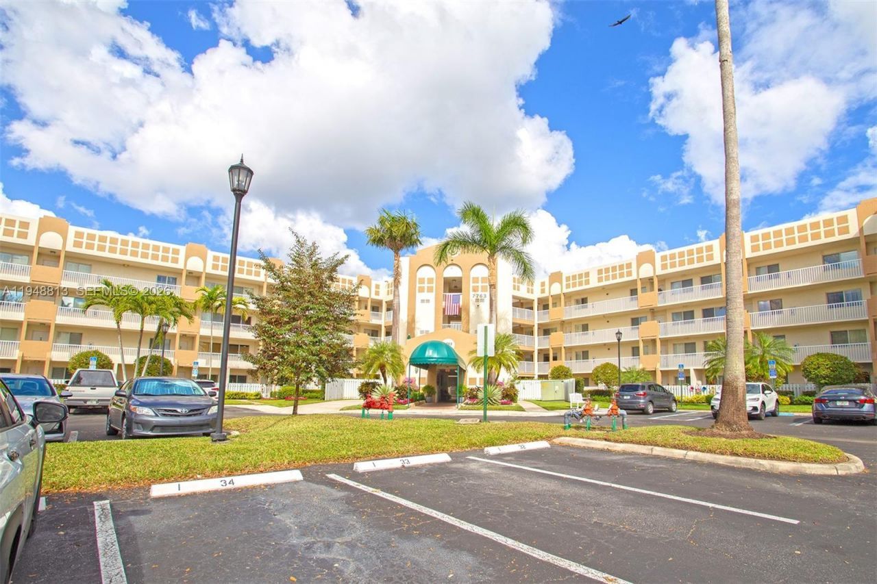 7763 Southampton Ter, Unit 211, Tamarac, FL 33321 Photo