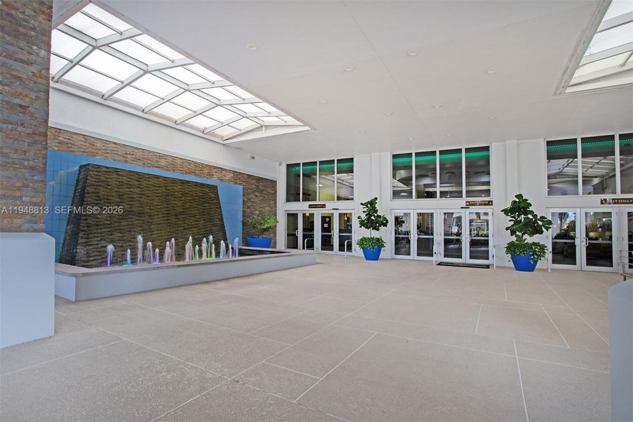 7763 Southampton Ter, Unit 211, Tamarac, FL 33321 Photo