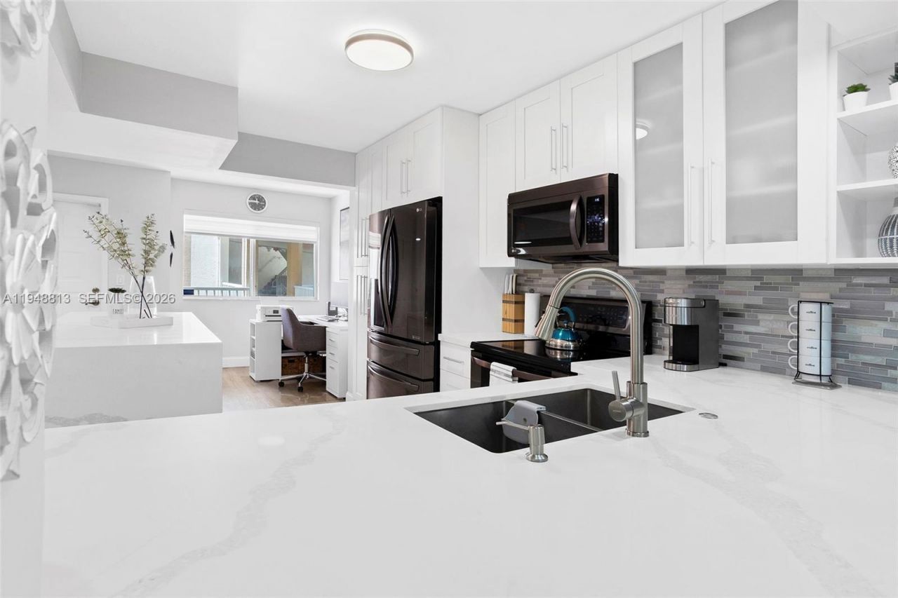 7763 Southampton Ter, Unit 211, Tamarac, FL 33321 Photo