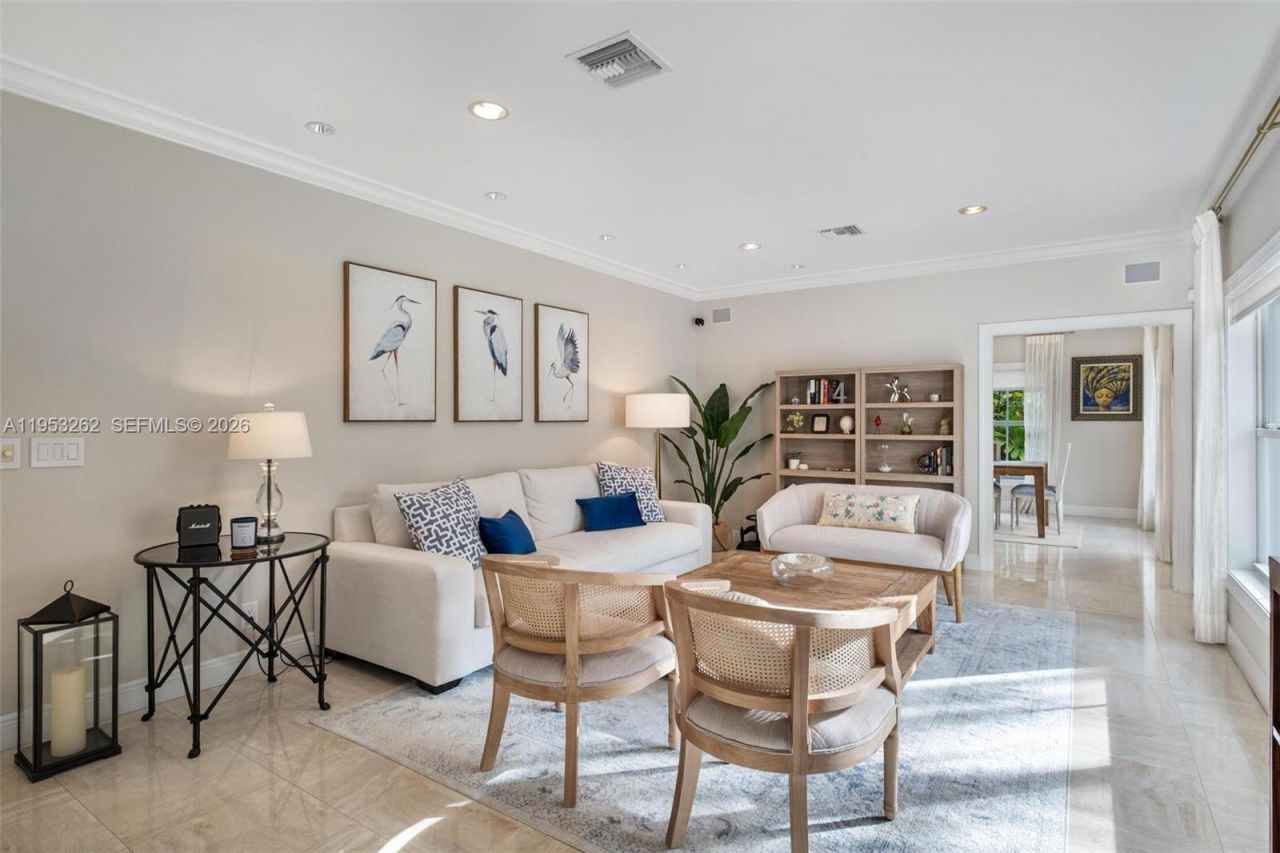 164 W Mashta Dr, Key Biscayne, FL 33149 Photo