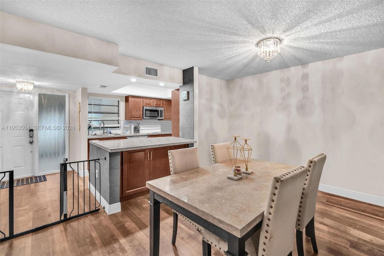 3432 NW 86th Way, Unit 105D, Sunrise, FL 33351 Photo