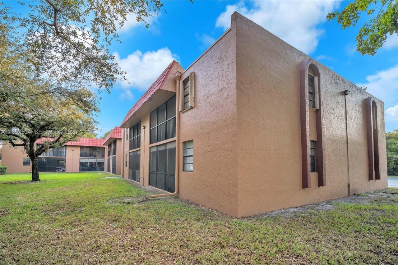 3432 NW 86th Way, Unit 105D, Sunrise, FL 33351 Photo