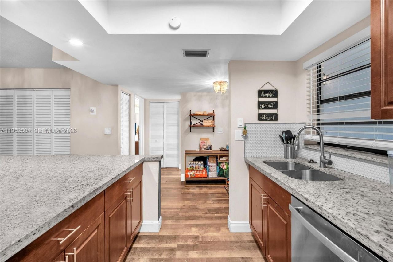 3432 NW 86th Way, Unit 105D, Sunrise, FL 33351 Photo