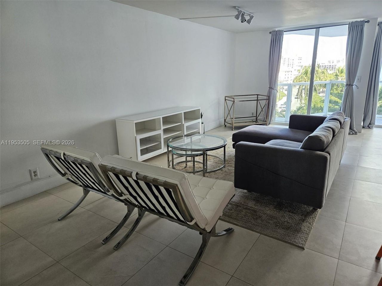 2401 Collins Ave, Unit 609, Miami Beach, FL 33140 Photo