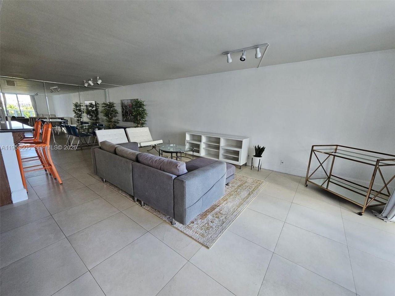 2401 Collins Ave, Unit 609, Miami Beach, FL 33140 Photo